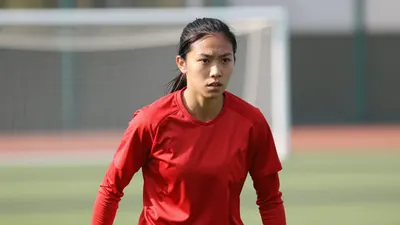 Manchester United Women begin the WSL campaign under new manager Eva Olid, aiming to improve on last season's...