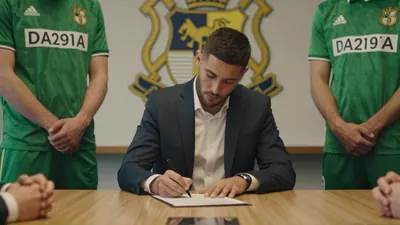 Manchester United Women secure the future of young talent Layla Drury, signing her to a professional contract as they...
