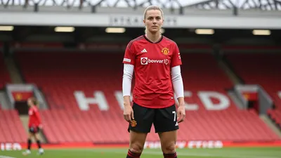 Manchester United Women take on Manchester City in a crucial Barclays Women's Super League match, with the Reds looking...